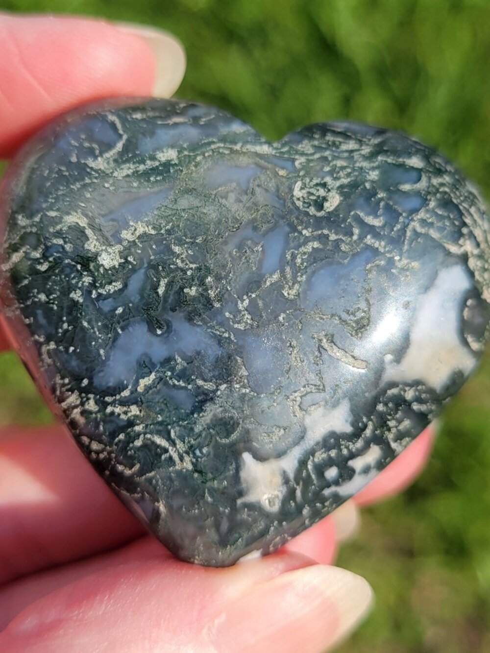 Moss Agate Heart Palm Stone  (MA904)